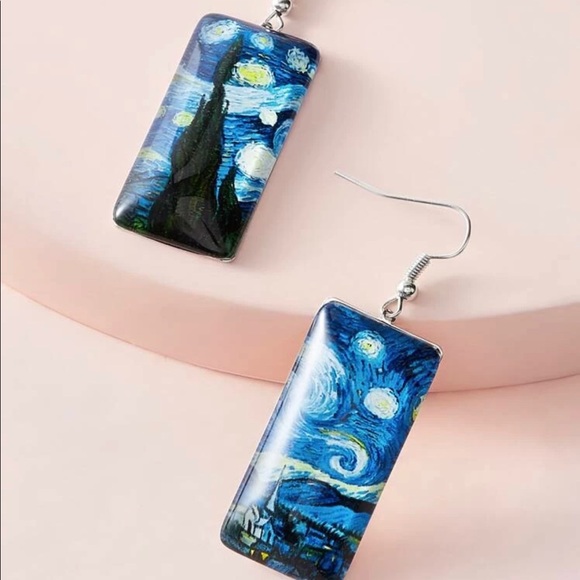 🦋 3/$24  🌠 Starry Night Van Gogh earrings / NWOT - Picture 2 of 3